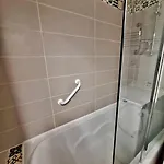 Superbe Climatisé, Résidence Avec Piscine, Proche Des Commerces Et Du Port Appartamento Agde