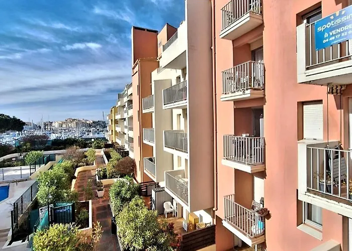 Апартаменты Superbe Climatise, Avec Piscine, Proche Des Commerces Et Du Port Агд